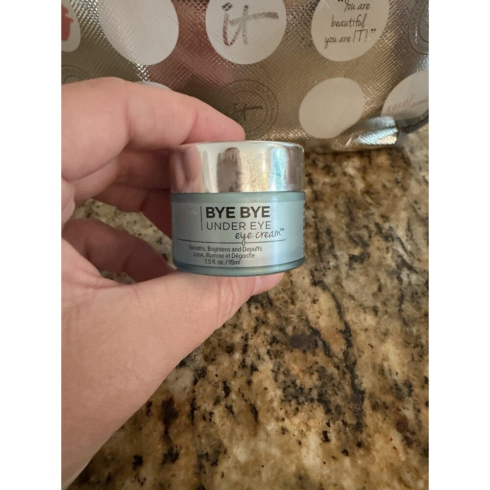 It Cosmetics Bye Bye Under Eye  Eye Cream 0.5 oz Depuffs & Brightens New In Box